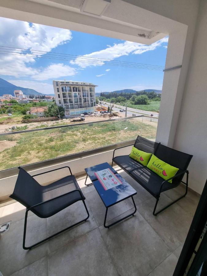 Apartman JaVi Apartment Bar Bagian luar foto