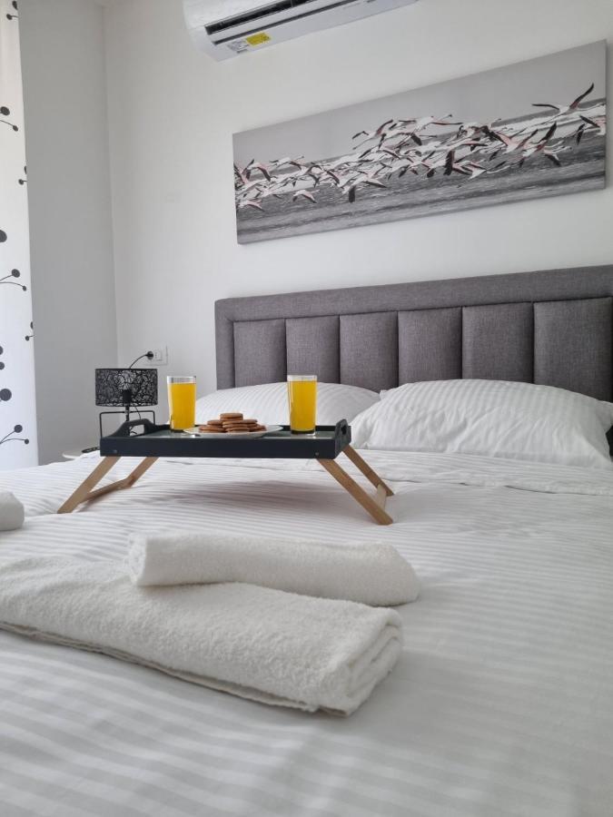 Apartman JaVi Apartment Bar Bagian luar foto
