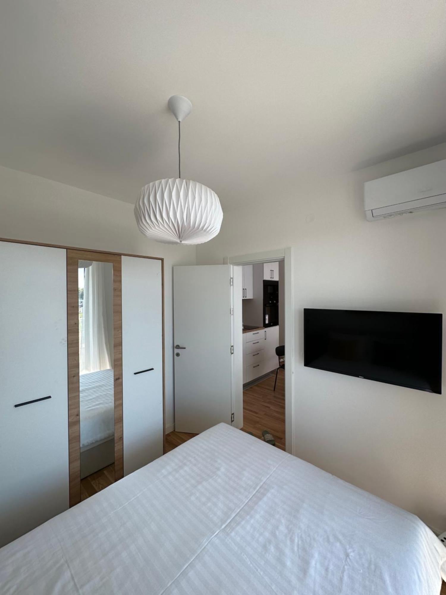 Apartman JaVi Apartment Bar Bagian luar foto