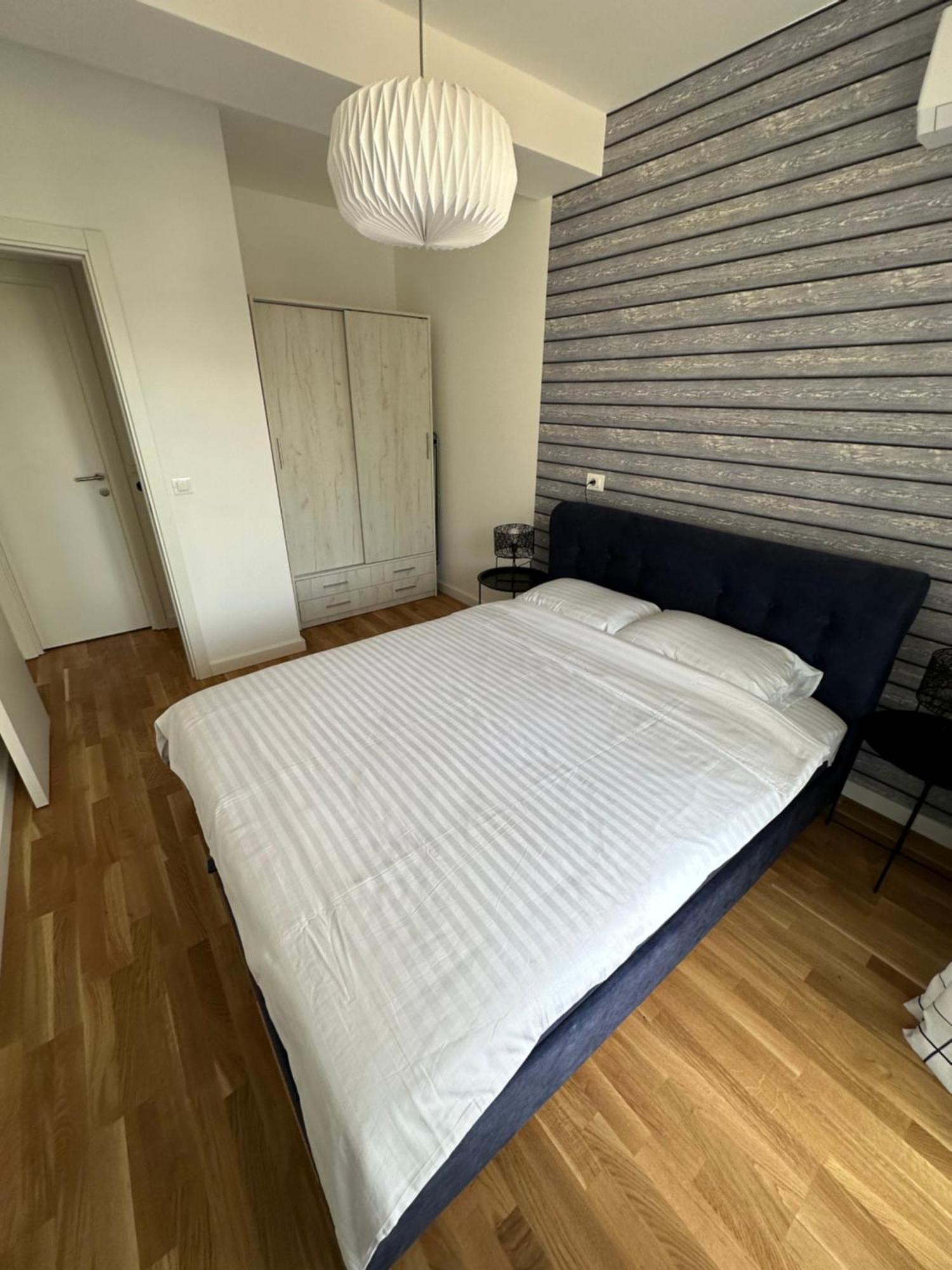 Apartman JaVi Apartment Bar Bagian luar foto